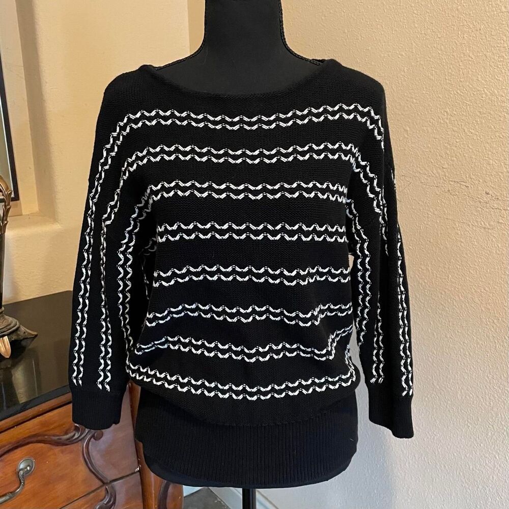 Retro geometirc dark academia black and white cotton sweater
